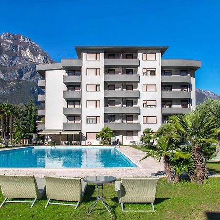 Residence Monica Riva del Garda Exteriör bild